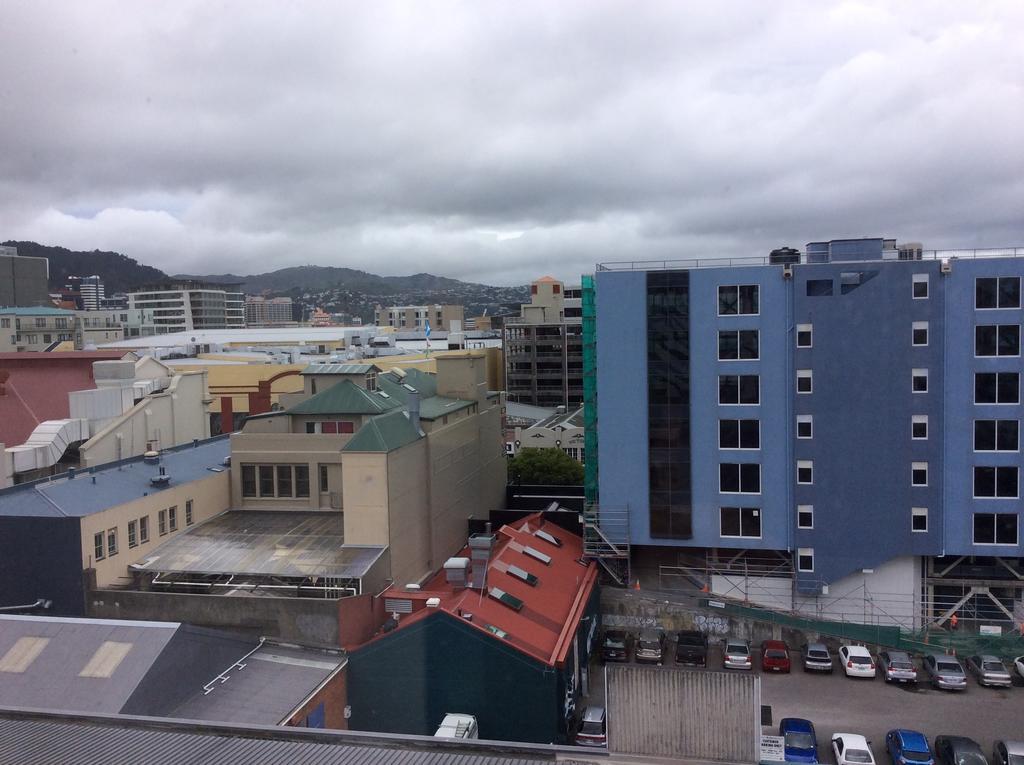 Wild Zebra Backpackers Hostel Wellington Exterior photo